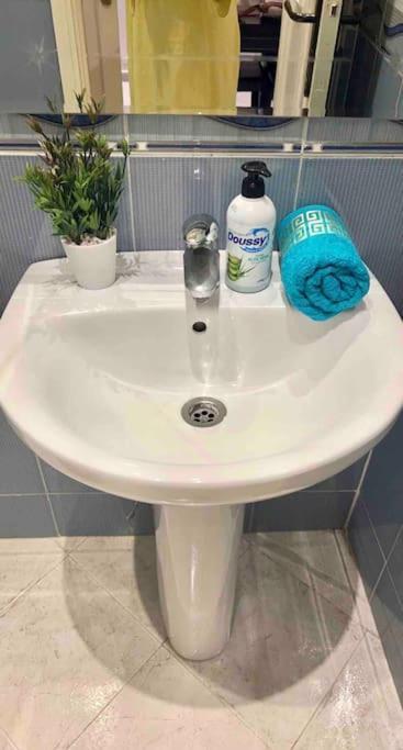 Family Izdihar 10 Min From Gueliz, Free Parking Apartment