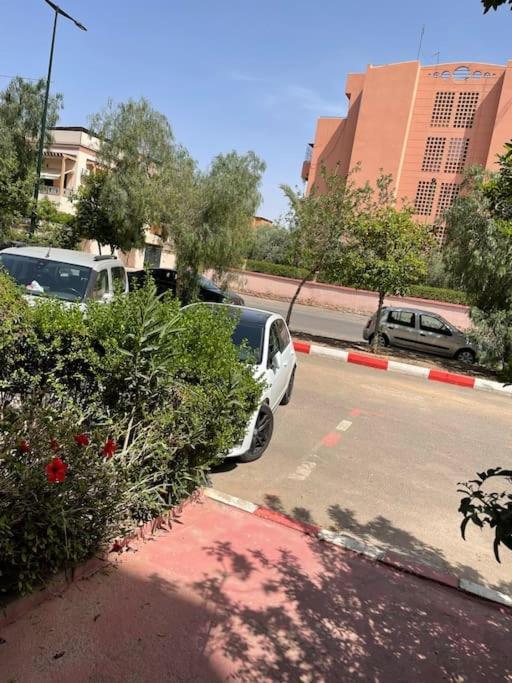 Apartment Family Izdihar 10 Min From Gueliz, Free Parking *